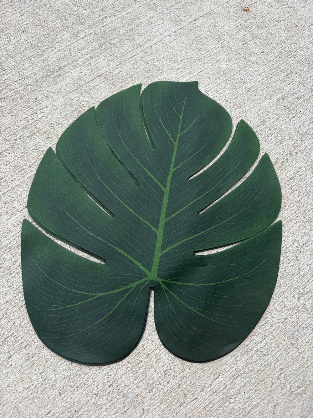 15 lg tropical monstera leaf place mat